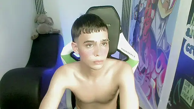 Snapshot of zacariasss_ chatting on 12-03-24, 04:36 zacariasss online show from 12-03-24, 04:36