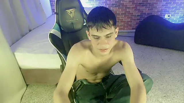 Snapshot of zacariasss_ chatting on 10-03-25, 03:36 zacariasss online show from 10-03-25, 03:36