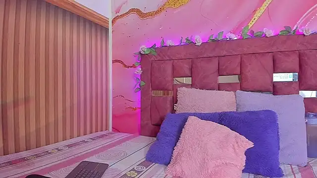 melody paris online show from 11-04-25, 10:47