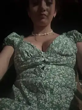 Snapshot of Daneshka1 chatting on 02-15-25, 02:58 Daneshka1 online show from 02-15-25, 02:58