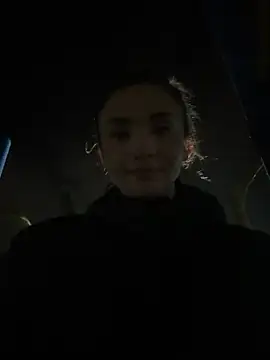 Snapshot of Daneshka1 chatting on 02-26-25, 06:15 Daneshka1 online show from 02-26-25, 06:15