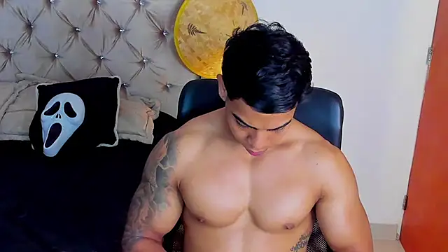 Andrew wolf7 online show from 10-31-25, 03:57