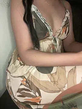 Snapshot of Patrona-fifi chatting on 12-21-25, 09:44 Patrona-fifi online show from 12-21-25, 09:44