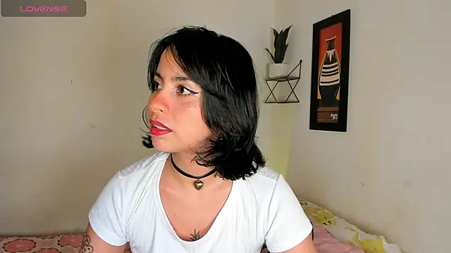 adriannyp 1 online show from 08-04-26, 12:58