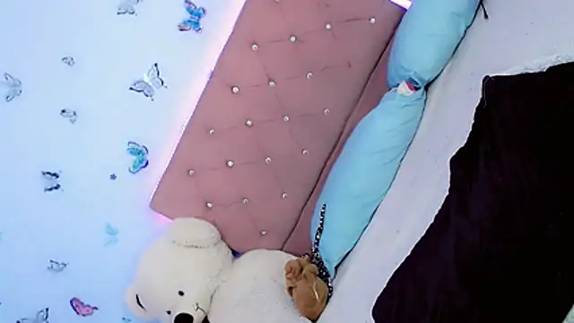 Riossvale online show from 04-14-26, 07:31