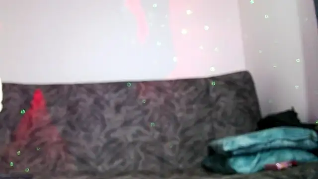 Snapshot of Exotic_tatto27121 chatting on 12-17-24, 05:40 Exotic tatto27121 online show from 12-17-24, 05:40