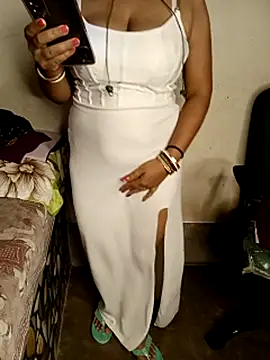 Snapshot of Sony-Model chatting on 11-30-25, 05:17 Sony-Model online show from 11-30-25, 05:17