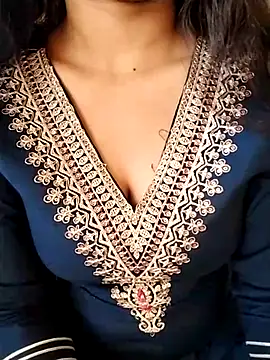 Snapshot of Sweetlovve@xh chatting on 02-12-25, 06:29 Sweetlovvexh online show from 02-12-25, 06:29