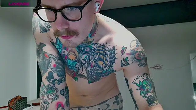 white King9999 online show from 11-03-25, 03:41