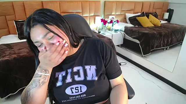  Dulcinea 1 online show from 03-06-25, 04:07