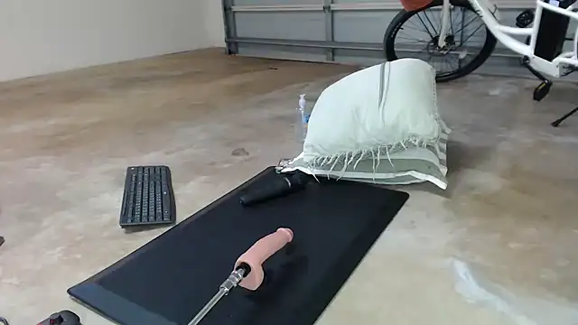 Snapshot of asian_pina chatting on 02-25-26, 03:05 asian pina online show from 02-25-26, 03:05