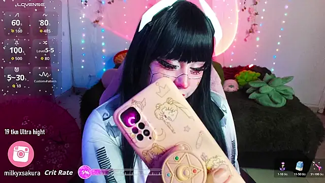 MilkyXSakura online show from 11-16-25, 01:00