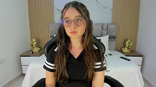 Snapshot of Khalifa_fletcher chatting on 01-24-25, 03:00 Khalifa fletcher online show from 01-24-25, 03:00