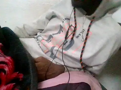 Snapshot of devilsam3327 chatting on 11-29-25, 09:29 devilsam3327 online show from 11-29-25, 09:29