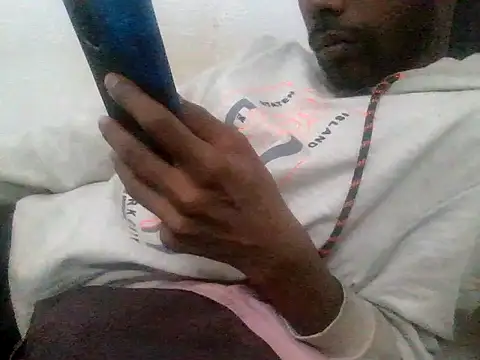Snapshot of devilsam3327 chatting on 12-02-25, 05:19 devilsam3327 online show from 12-02-25, 05:19