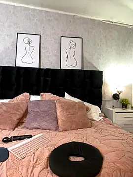 Katti Barrera online show from 12-02-25, 11:48