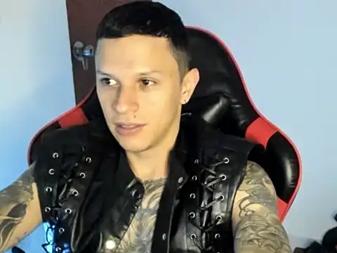 Snapshot of goodboy69l chatting on 06-03-26, 08:03 goodboy69l online show from 06-03-26, 08:03