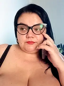 Madisonpalacio online show from 12-02-25, 07:20