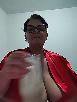 Snapshot of Madisonpalacio chatting on 06-28-26, 02:28 Madisonpalacio online show from 06-28-26, 02:28