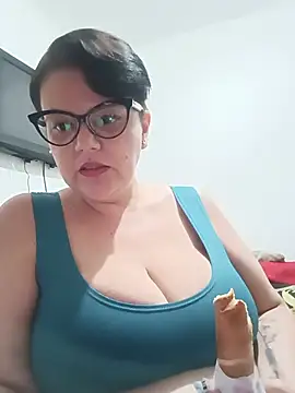 Snapshot of Madisonpalacio chatting on 07-16-26, 06:36 Madisonpalacio online show from 07-16-26, 06:36