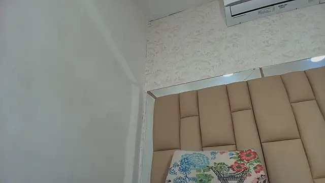 Snapshot of mss_samy chatting on 02-12-25, 03:29 mss samy online show from 02-12-25, 03:29