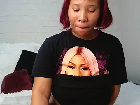 Snapshot of DrippinCaramelCutie chatting on 03-02-25, 12:42 DrippinCaramelCutie online show from 03-02-25, 12:42