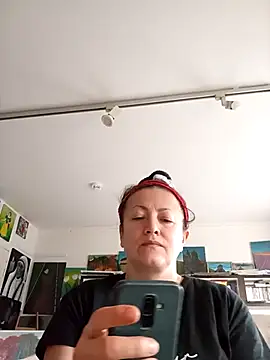 Snapshot of MariaAnaSunshine chatting on 09-18-25, 08:16 MariaAnaSunshine online show from 09-18-25, 08:16