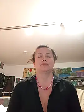 Snapshot of MariaAnaSunshine chatting on 09-26-25, 11:20 MariaAnaSunshine online show from 09-26-25, 11:20