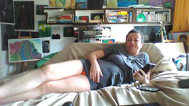 Snapshot of MariaAnaSunshine chatting on 10-10-25, 09:30 MariaAnaSunshine online show from 10-10-25, 09:30
