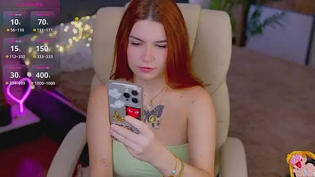 RedShinee online show from 10-23-25, 08:46