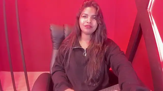 zoe roux21 online show from 02-24-25, 07:52