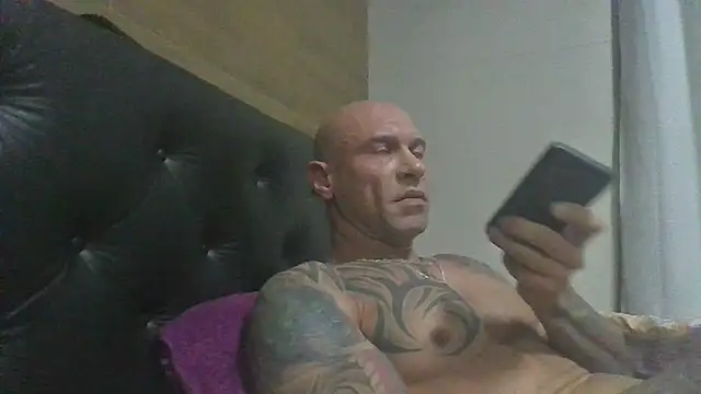Snapshot of Arc8njoblack chatting on 07-03-26, 03:35 Arc8njoblack online show from 07-03-26, 03:35
