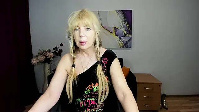 Anna Diax online show from 05-19-26, 05:36