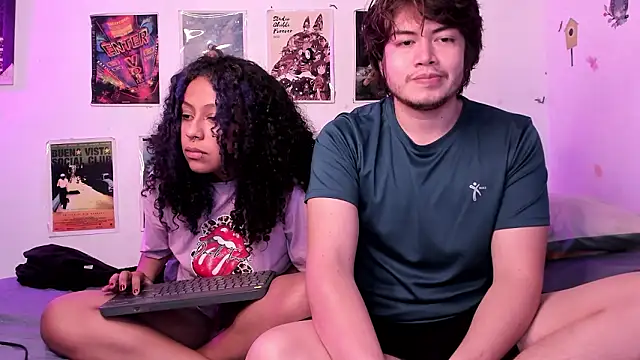 Snapshot of hothoneychile chatting on 03-09-26, 03:21 hothoneychile online show from 03-09-26, 03:21