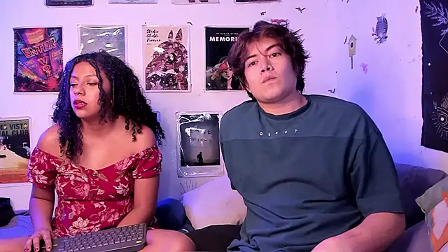 Snapshot of hothoneychile chatting on 03-14-26, 01:01 hothoneychile online show from 03-14-26, 01:01