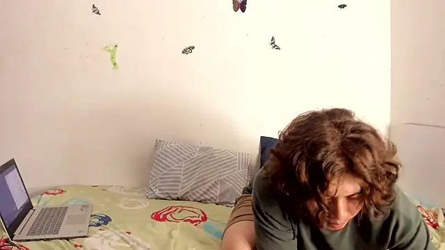hothoneychile online show from 08-01-26, 04:34