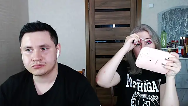 Kristy-Max online show from 02-23-25, 01:24