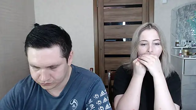 Kristy-Max online show from 03-18-25, 08:14