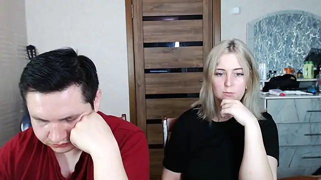 Kristy-Max online show from 03-20-25, 06:19