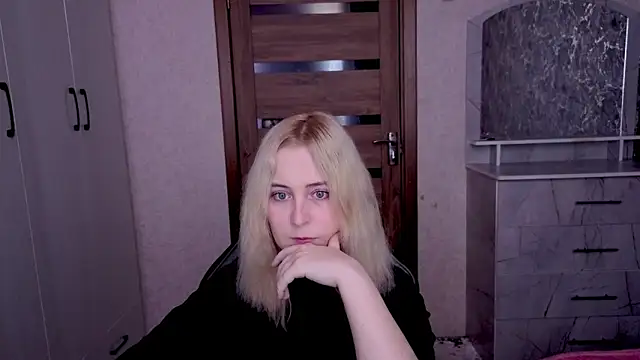 Kristy-Max online show from 03-17-26, 05:33