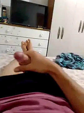 Snapshot of Diegocasadoo chatting on 12-18-24, 11:30 Diegocasadoo online show from 12-18-24, 11:30