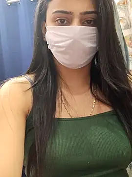 Snapshot of Mylovesana chatting on 01-09-26, 10:40 Mylovesana online show from 01-09-26, 10:40