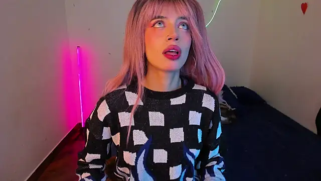 Snapshot of CelesteXCute chatting on 01-08-26, 02:19 CelesteXCute online show from 01-08-26, 02:19