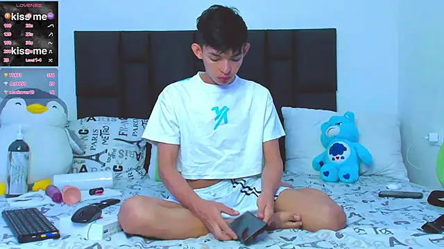 Tonny twink  online show from 02-23-25, 04:35