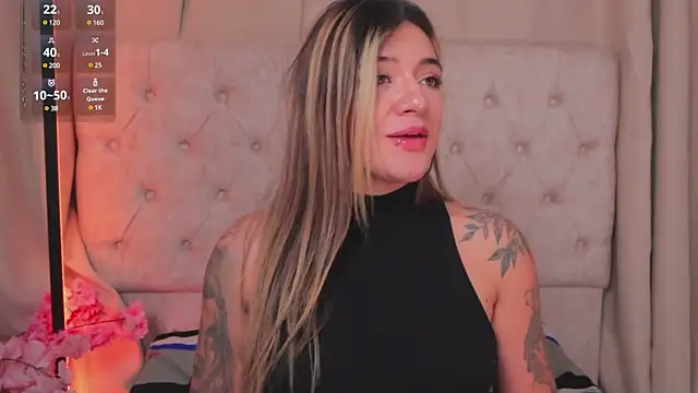 ashleyvalirya online show from 03-04-25, 09:51