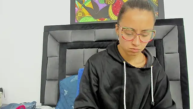 tatiana valencia online show from 01-08-25, 03:17