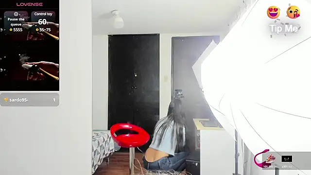 tatiana valencia online show from 01-13-25, 02:00