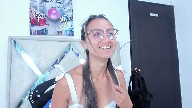 tatiana valencia online show from 04-22-26, 12:50