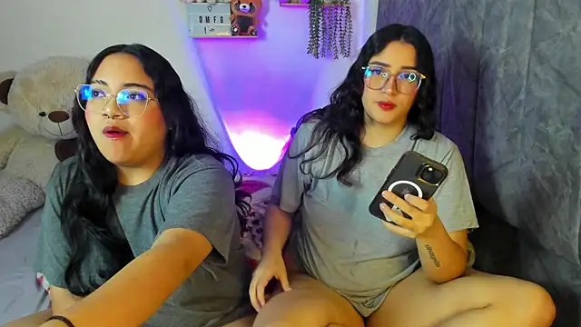 maddie-and-chelsea- online show from 11-09-25, 10:46