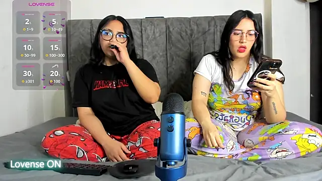 maddie-and-chelsea- online show from 06-30-26, 01:56